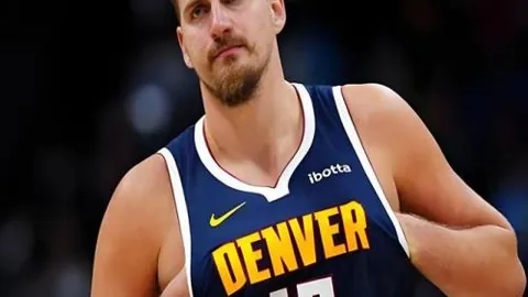 [NBA]范弗里特远投神准，三分线外空篮入网